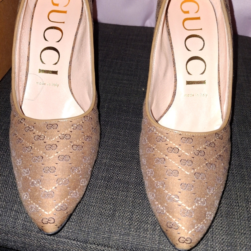Gucci Women's Tan Shoes